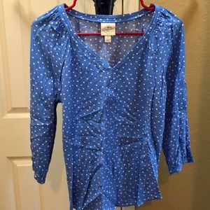 Top 3/4 length sleeves